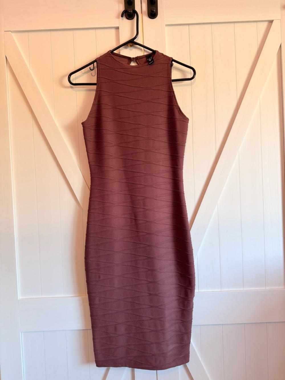 Windsor Sleeveless Bodycon Dress in Deep Mauve with Keyhole Back